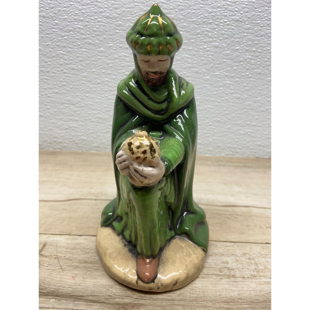 Vtg Unbranded Nativity Ceramic Kneeling Wise Man Green Robe